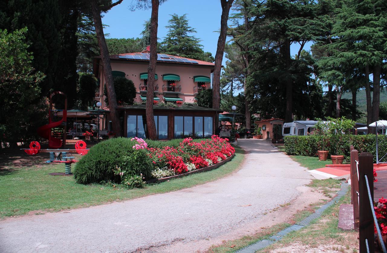 Hotel Kursaal Passignano sul Trasimeno Exterior foto